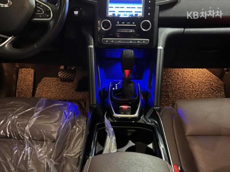 Renault Korea The New (facelift) QM62.0 GDe 2WD RE Signature - 11