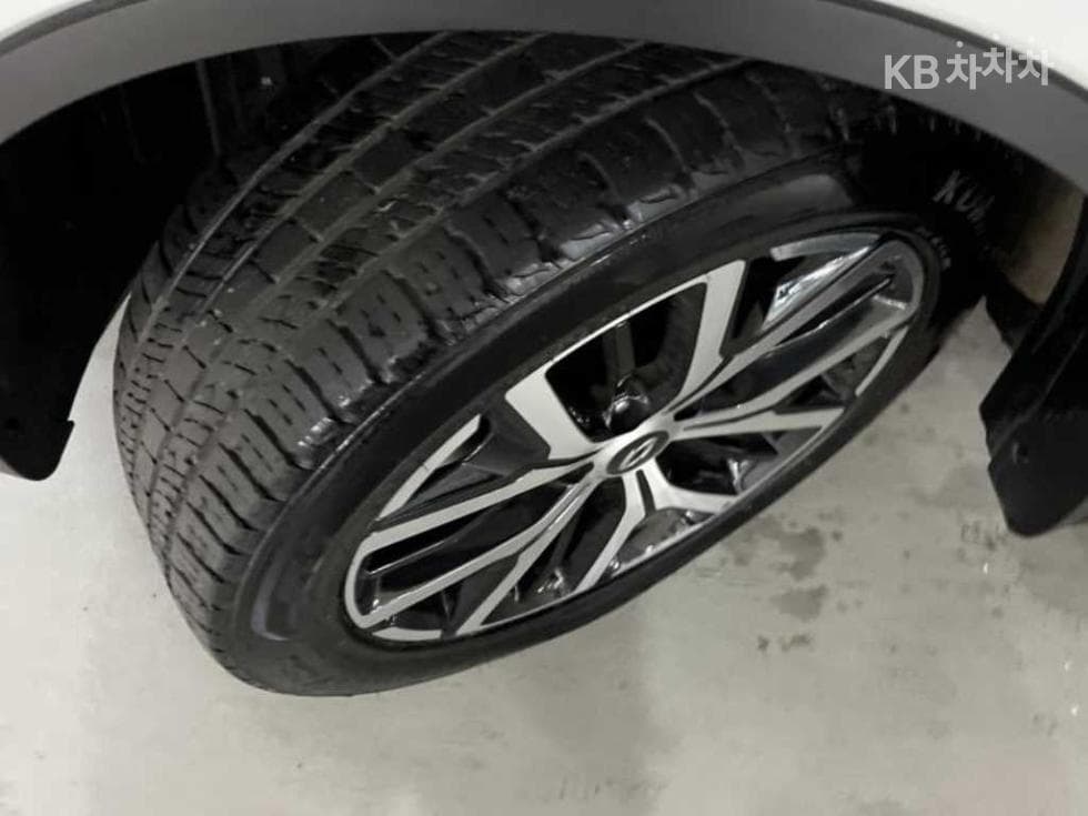 Renault Korea The New (facelift) QM62.0 GDe 2WD RE Signature - 18