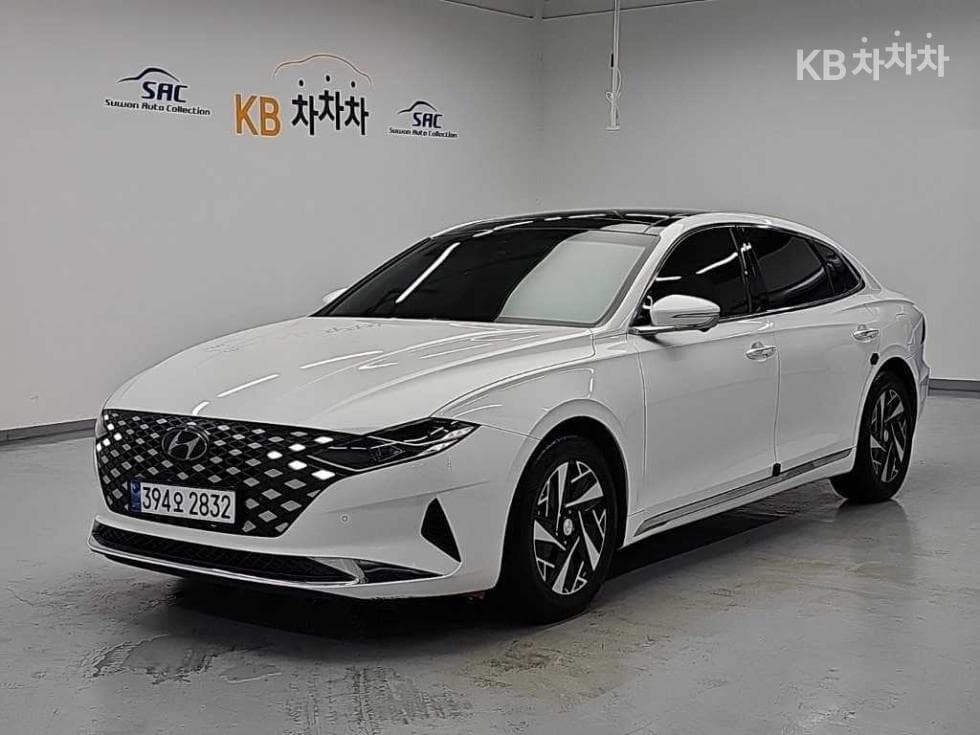 Hyundai The New (facelift) Grandeur (Azera) Hybrid2.4 Le Blanc