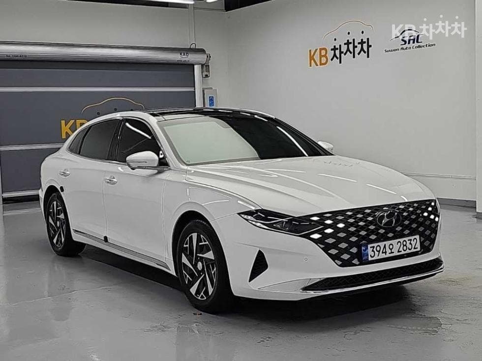 Hyundai The New (facelift) Grandeur (Azera) Hybrid2.4 Le Blanc - 4
