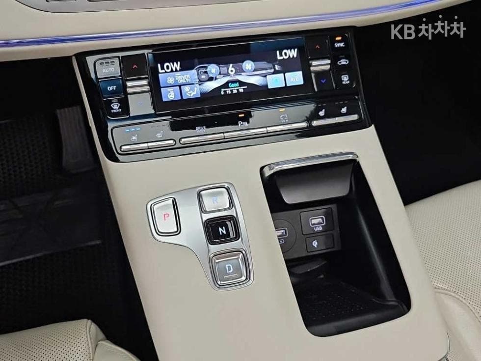 Hyundai The New (facelift) Grandeur (Azera) Hybrid2.4 Le Blanc - 8