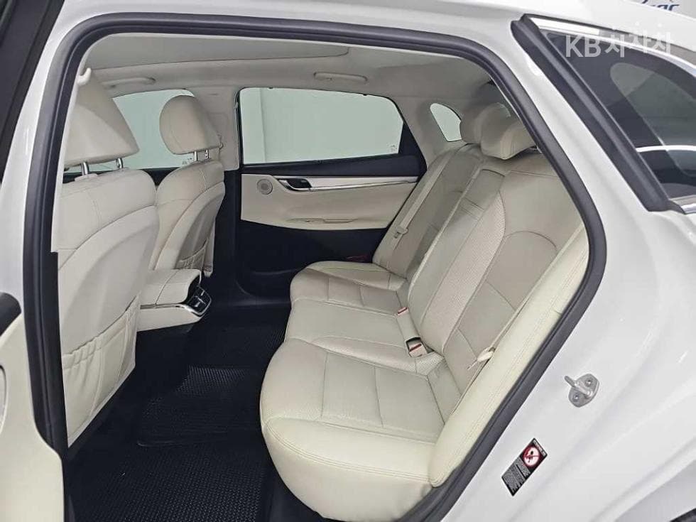 Hyundai The New (facelift) Grandeur (Azera) Hybrid2.4 Le Blanc - 12