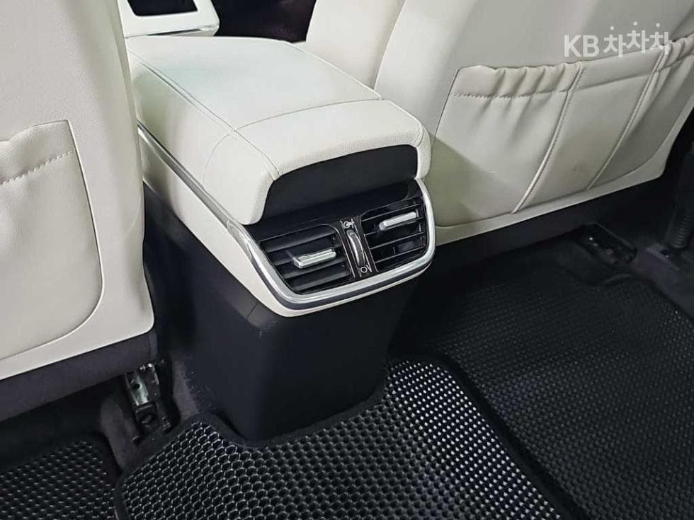 Hyundai The New (facelift) Grandeur (Azera) Hybrid2.4 Le Blanc - 13