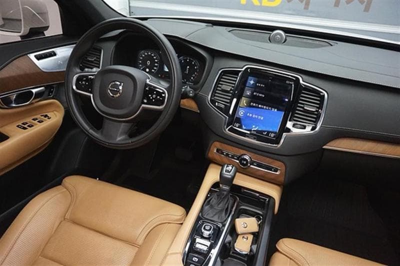 Volvo All New XC90T6 Inscription - 12
