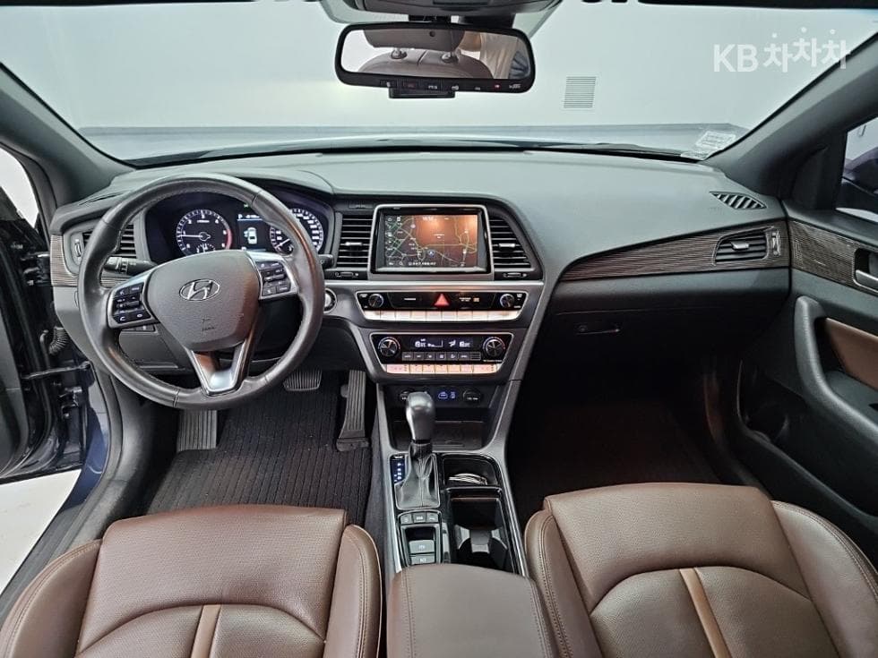 Hyundai Sonata New Rise1.7 Diesel Modern - 6