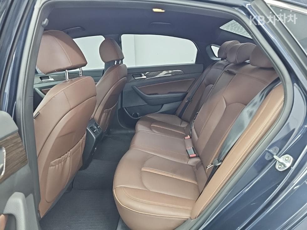 Hyundai Sonata New Rise1.7 Diesel Modern - 11