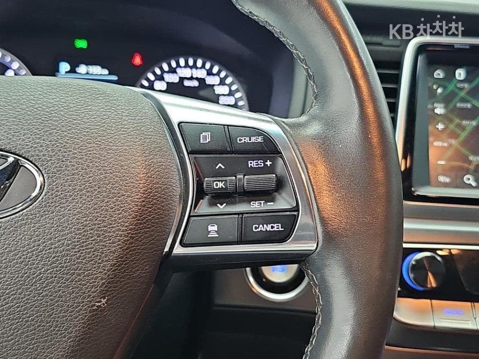 Hyundai Sonata New Rise1.7 Diesel Modern - 16