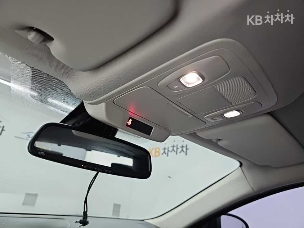 Renault Korea SM62.0 LPe Disabled-accessible RE - 17