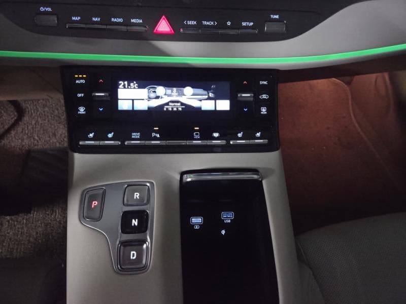 Hyundai The New (facelift) Grandeur (Azera) Hybrid2.4 Exclusive - 9