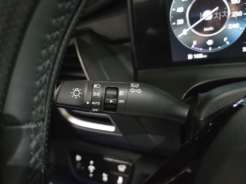 Киа The New (фейслифт) Seltos(SP2)1.6 T-GDI AWD Signature Gravity - 18