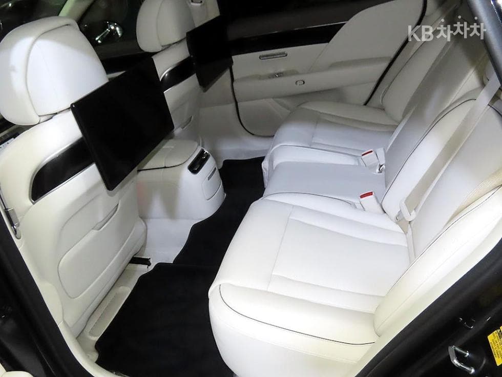 Дженезис G90(RS4)3.5T AWD Стандартен - 7