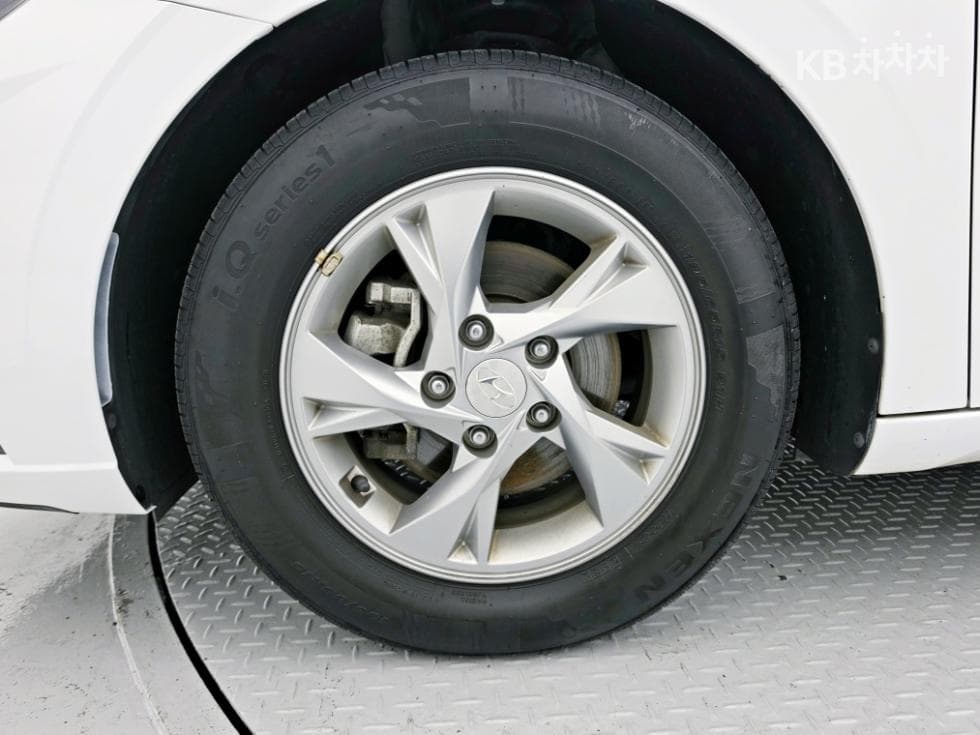 Хюндай All New Avante (Elantra)(CN7)1.6 Бензин Modern - 19