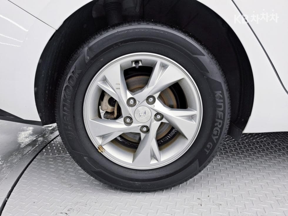Хюндай All New Avante (Elantra)(CN7)1.6 Бензин Modern - 21