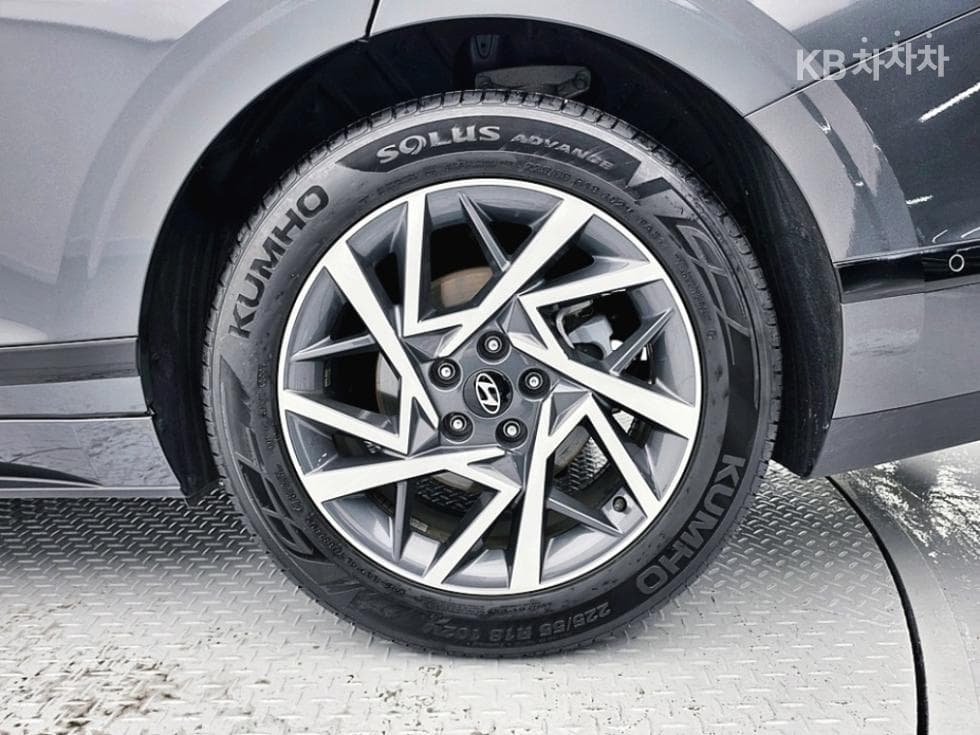 Хюндай Ди Всеново Grandeur (Azera)2.5L бензин 2WD Exclusive - 22