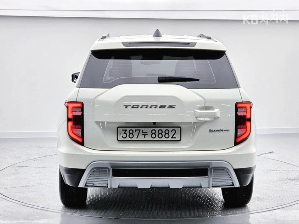 КейДжи Мобилити 토레스(J100)1.5 GDI Турбо T5 - 4