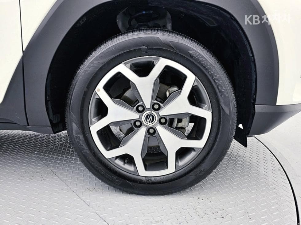 КейДжи Мобилити 토레스(J100)1.5 GDI Турбо T5 - 21