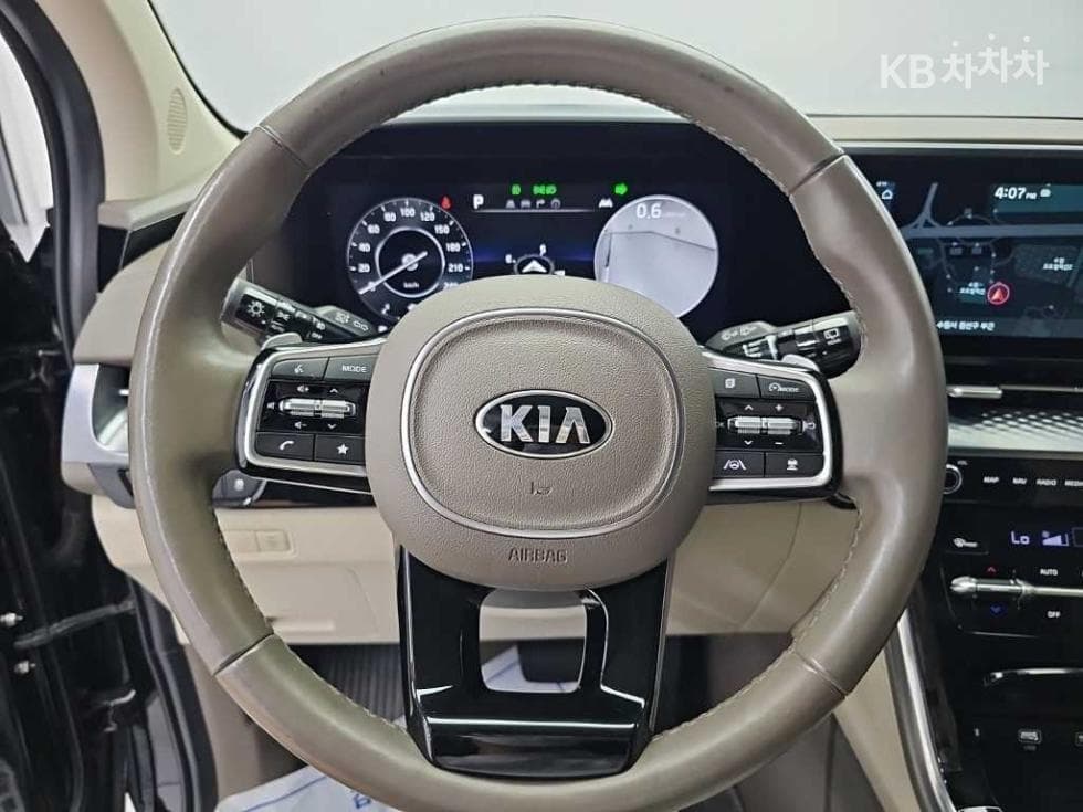 Киа Канивал 4-то поколениеВисок Лимузин (Канивал) G3.5 GDI 9-местен Signature - 9
