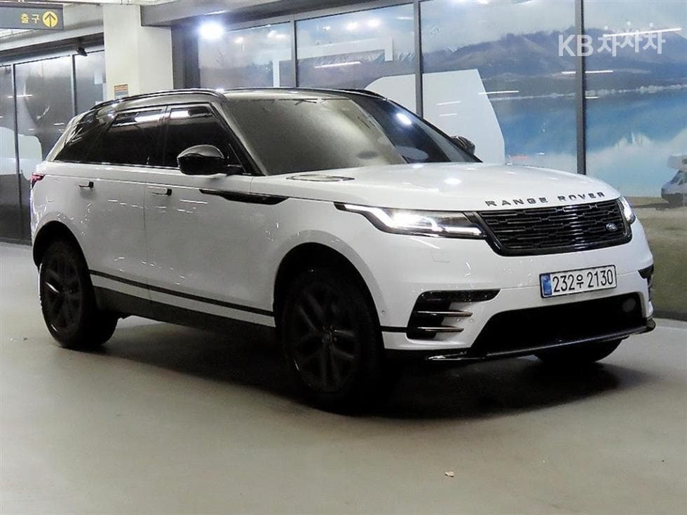 Land Rover Range Rover 벨라 P250 R-Dynamic SE - Image 1