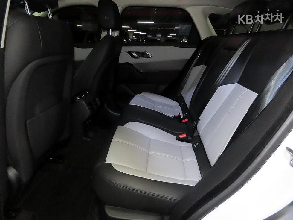 Land Rover Range Rover 벨라P250 R-Dynamic SE - 7