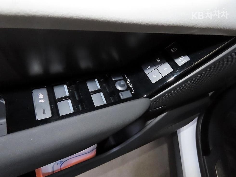 Land Rover Range Rover 벨라P250 R-Dynamic SE - 13
