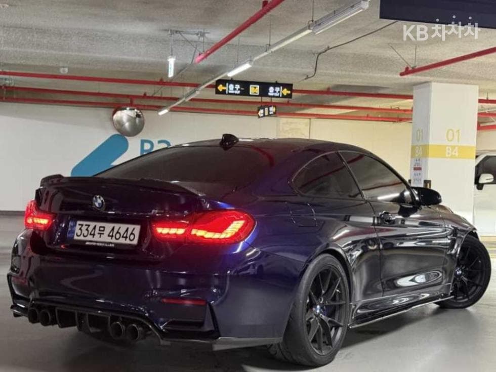 BMW M시리즈M4 Купе M 퍼포먼스 사일렌서 에디션 F82 - 2