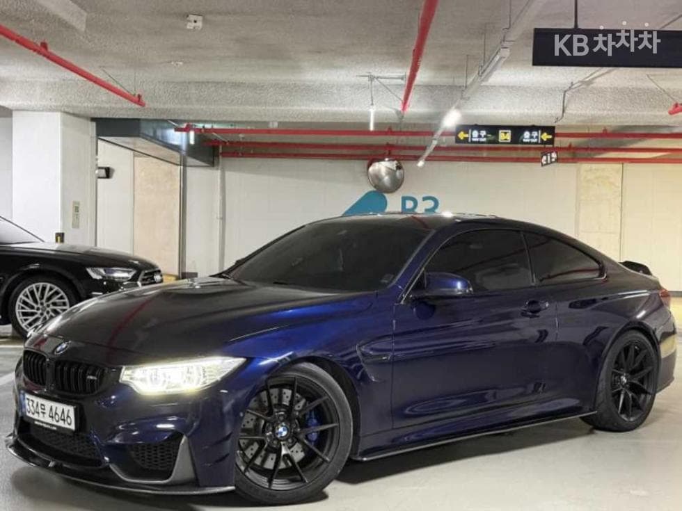 BMW M시리즈M4 Купе M 퍼포먼스 사일렌서 에디션 F82 - 3