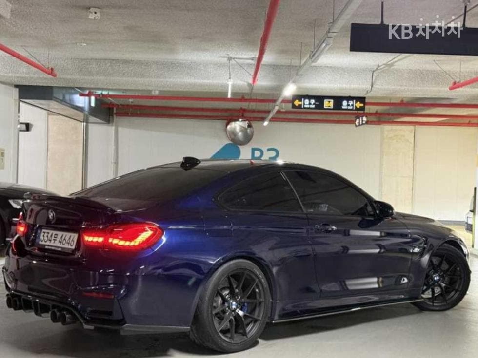 BMW M시리즈M4 Купе M 퍼포먼스 사일렌서 에디션 F82 - 4
