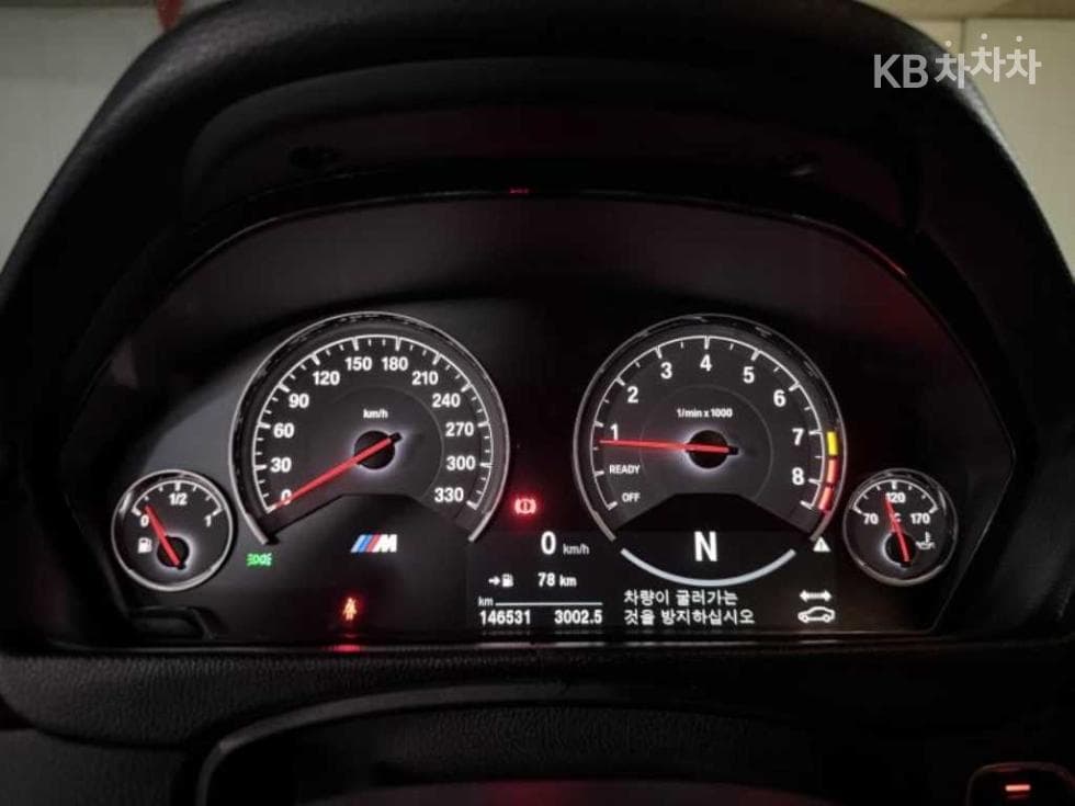BMW M시리즈M4 Купе M 퍼포먼스 사일렌서 에디션 F82 - 13