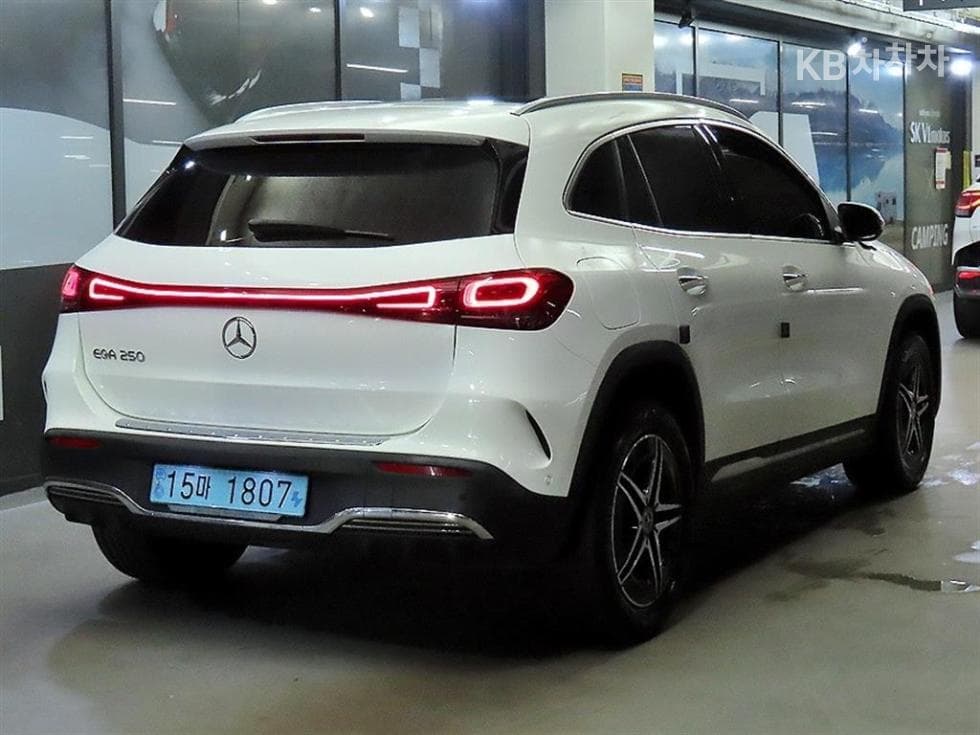 Mercedes-Benz EQA (H243)EQA 250 AMG Package - 4