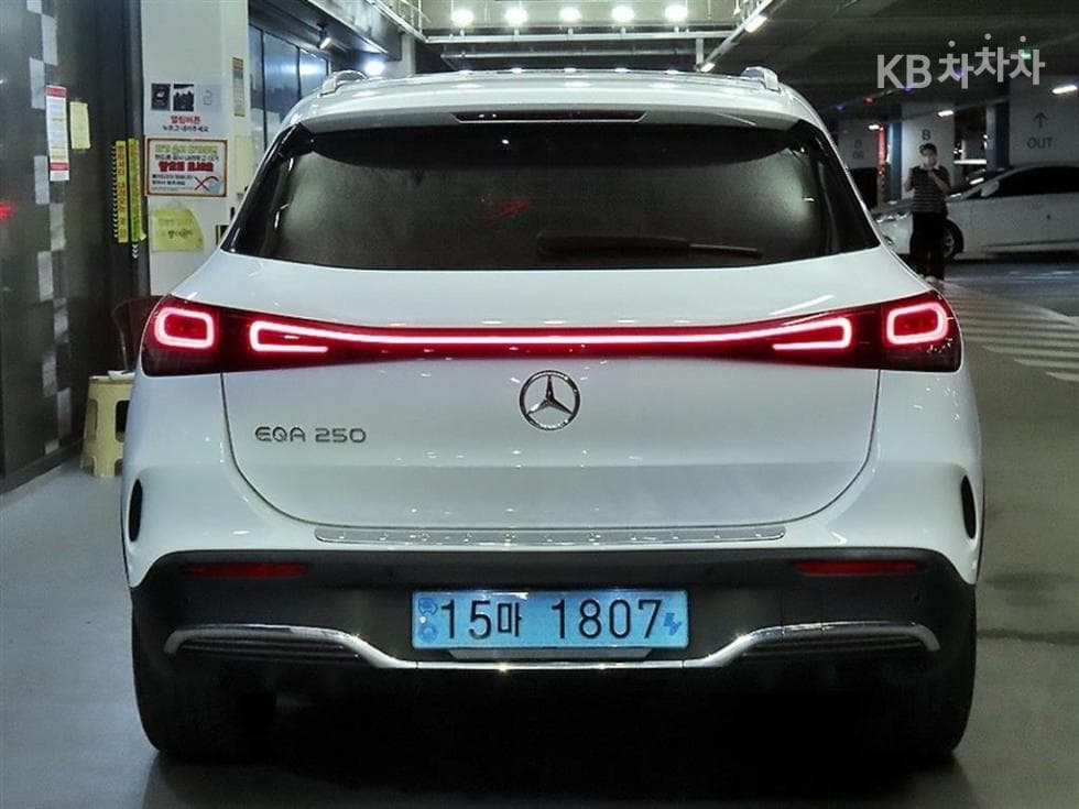 Mercedes-Benz EQA (H243)EQA 250 AMG Package - 5
