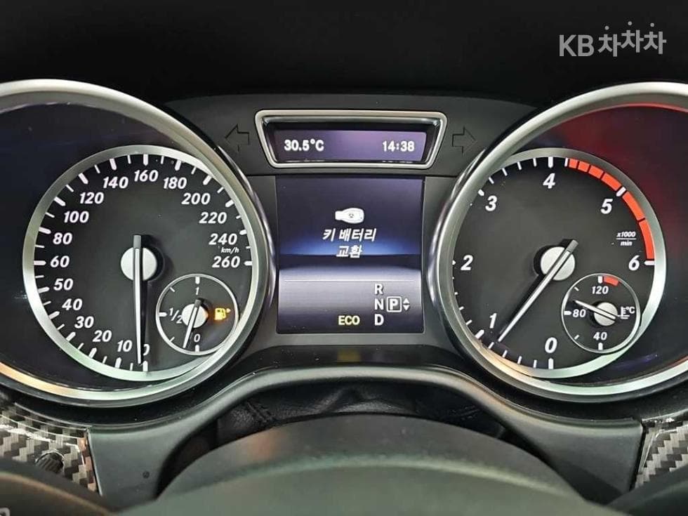 Mercedes-Benz Нов M클래스ML350 블루텍 4MATIC W166 - 6