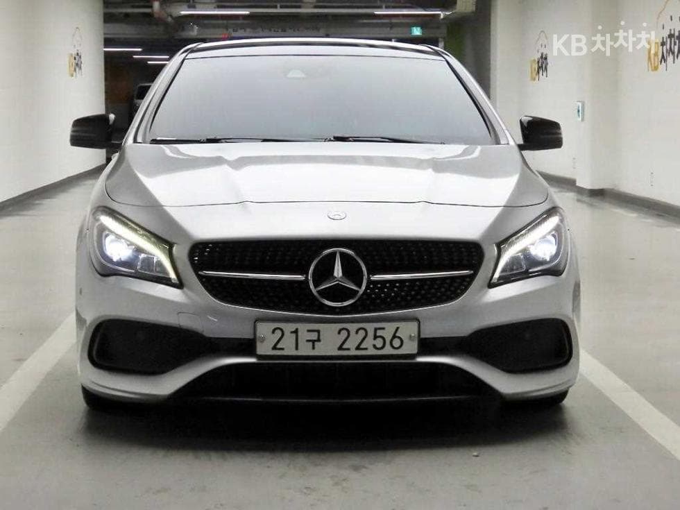 Mercedes-Benz CLA클래스 CLA250 4Matic AMG Line - Image 1