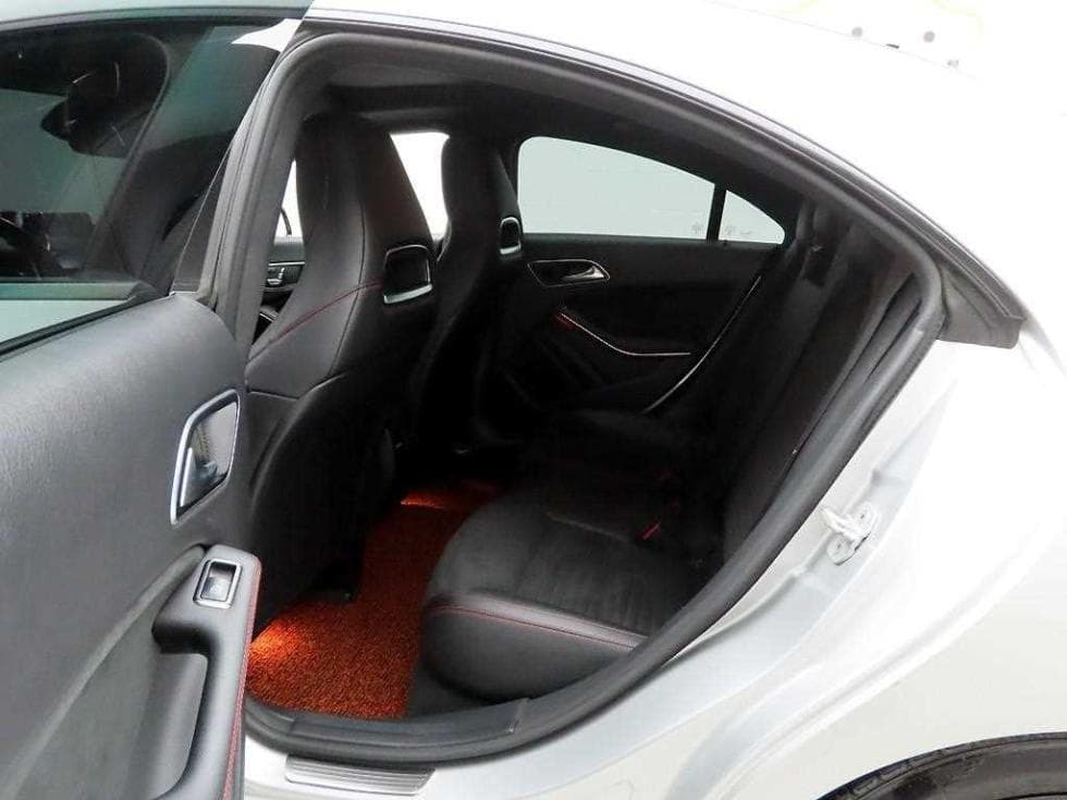 Mercedes-Benz CLA클래스CLA250 4Matic AMG Line - 13