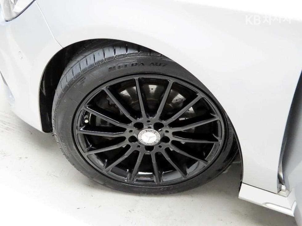Mercedes-Benz CLA클래스CLA250 4Matic AMG Line - 19