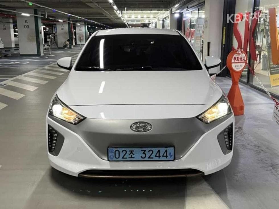 Хюндай IONIQ (Оригинален модел) 일렉트릭 N - Image 1
