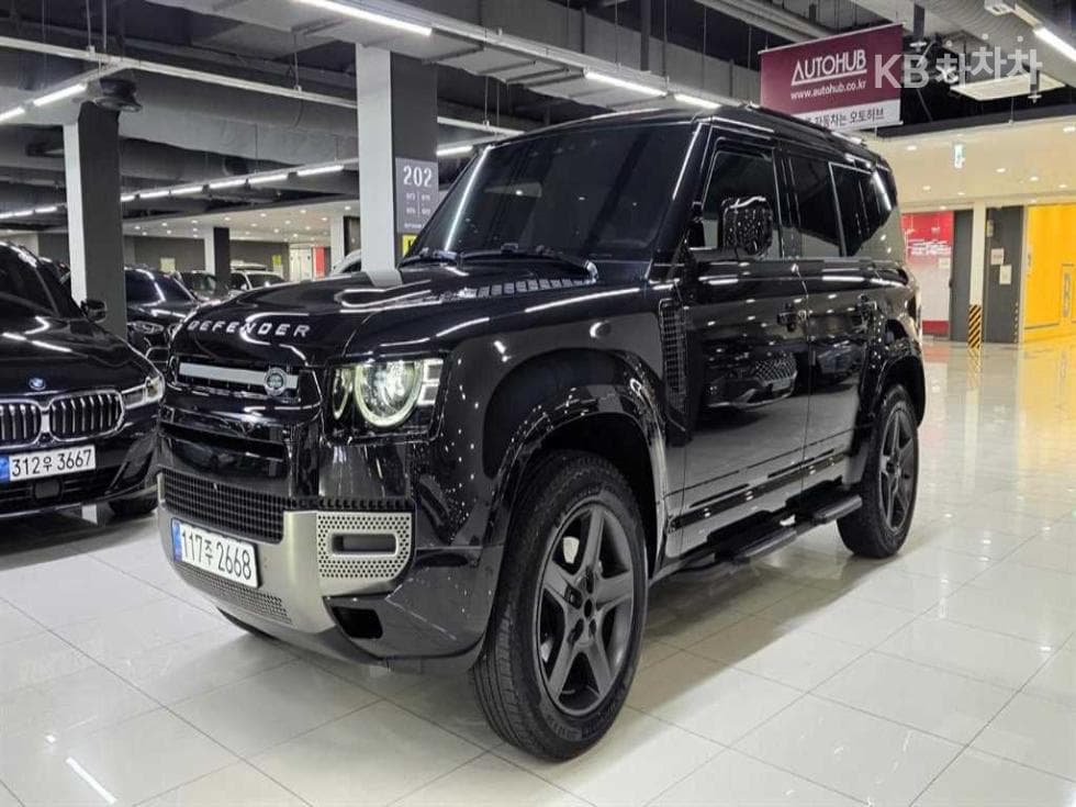 Land Rover 디펜더(L663)110 P300 X-DYN SE - 2