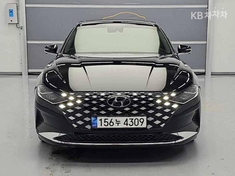 Hyundai The New (facelift) Grandeur (Azera)2.5 Premium - 2