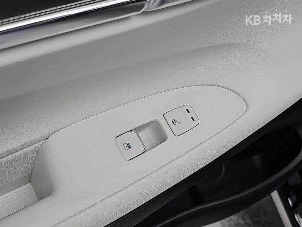 Hyundai The New (facelift) Grandeur (Azera)2.5 Premium - 13