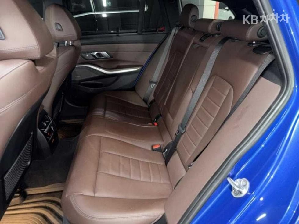 BMW 3 Серия (G20)M340i Touring xDrive Стандартен - 7