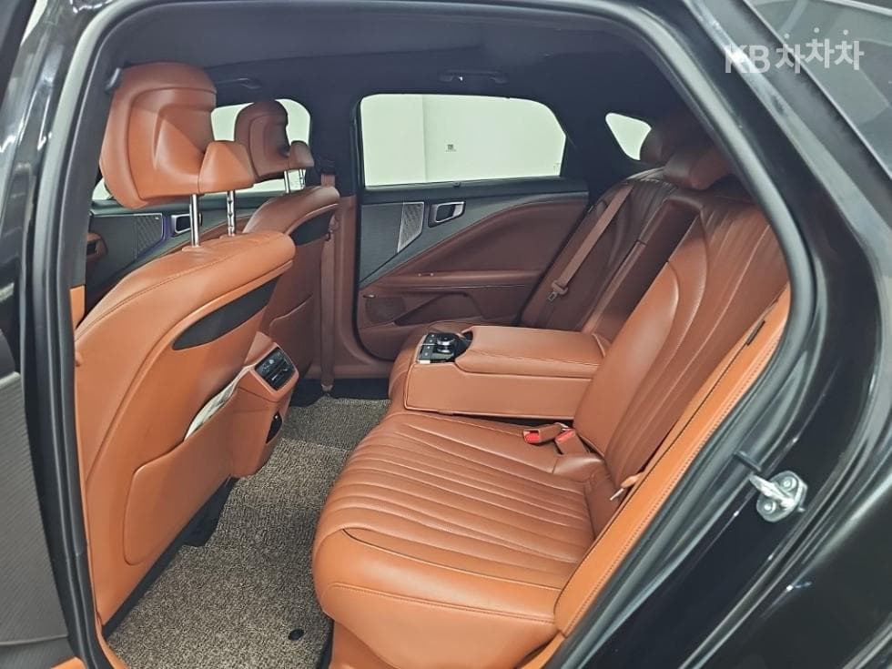 Kia The New (facelift) K8 Hybrid1.6 Turbo HEV 시그니쳐 블랙 - 12