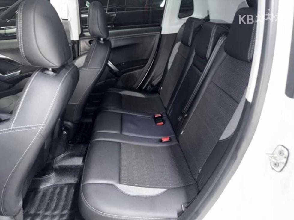 Peugeot 2008 1st Generation1.6 e-HDi 악티브 - 7