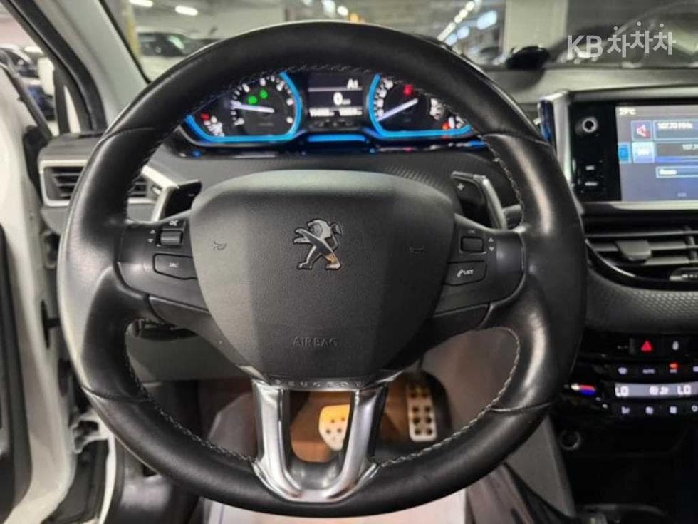 Peugeot 2008 1st Generation1.6 e-HDi 악티브 - 8