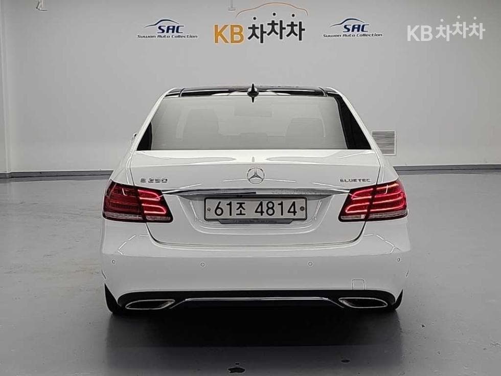 Mercedes-Benz New E-ClassE250 CDI 블루텍4매틱 블루텍 Avantgarde W212 - 3