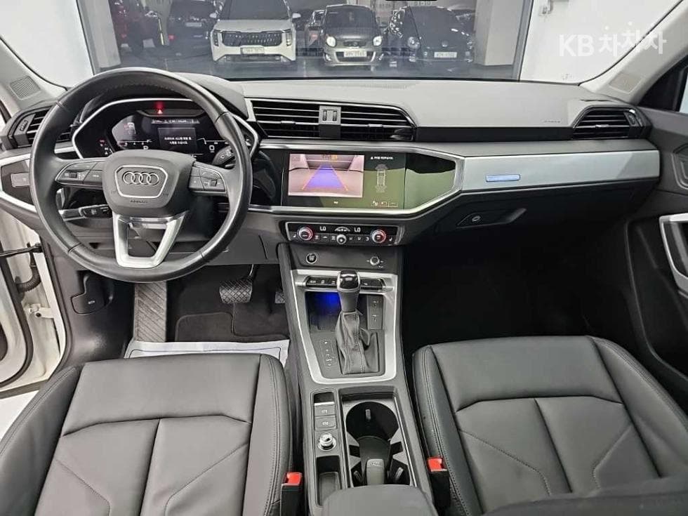 Audi The New Q3(F3)40 TFSI Quattro Sportback Standard - 7