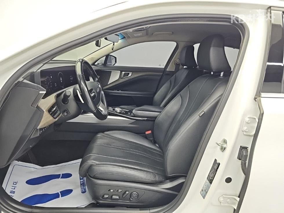 Kia K83.5 LPG Noblesse - 11