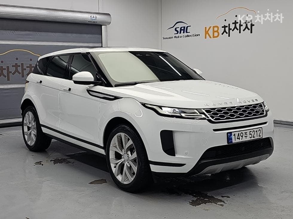 Land Rover New Range Rover Evoque2.0 P250 SE - 4