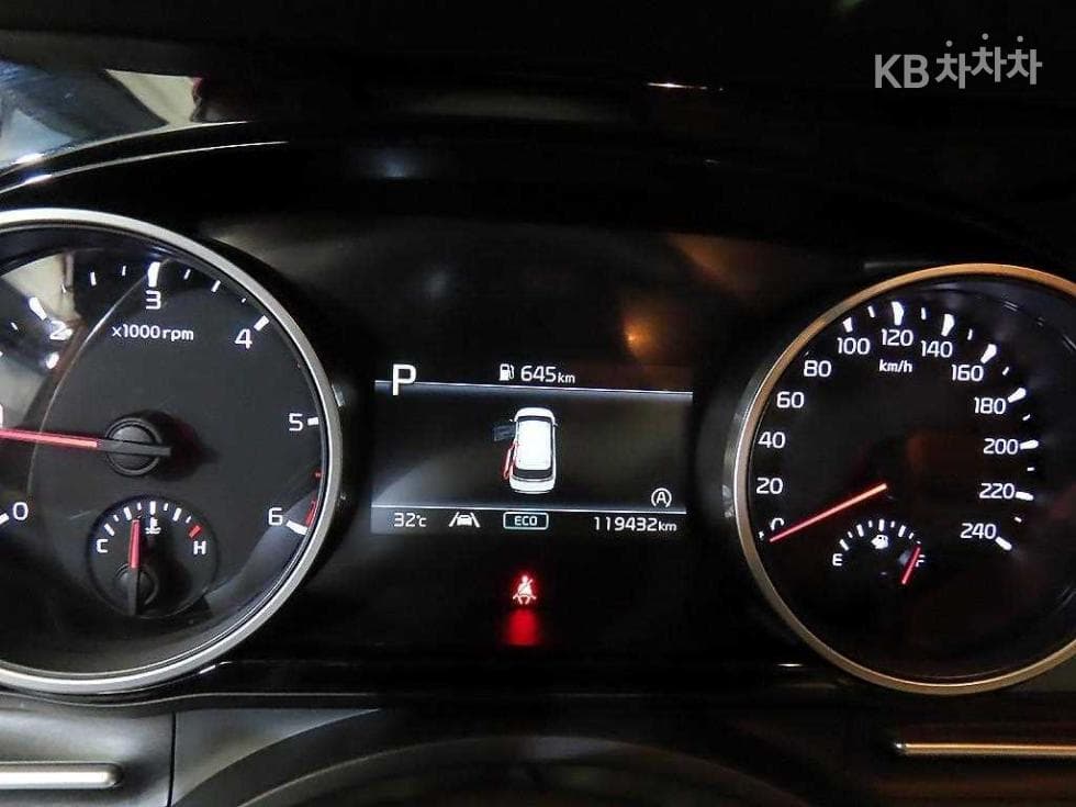 Kia Carnival 4th generationD2.2 9-seater Prestige - 8