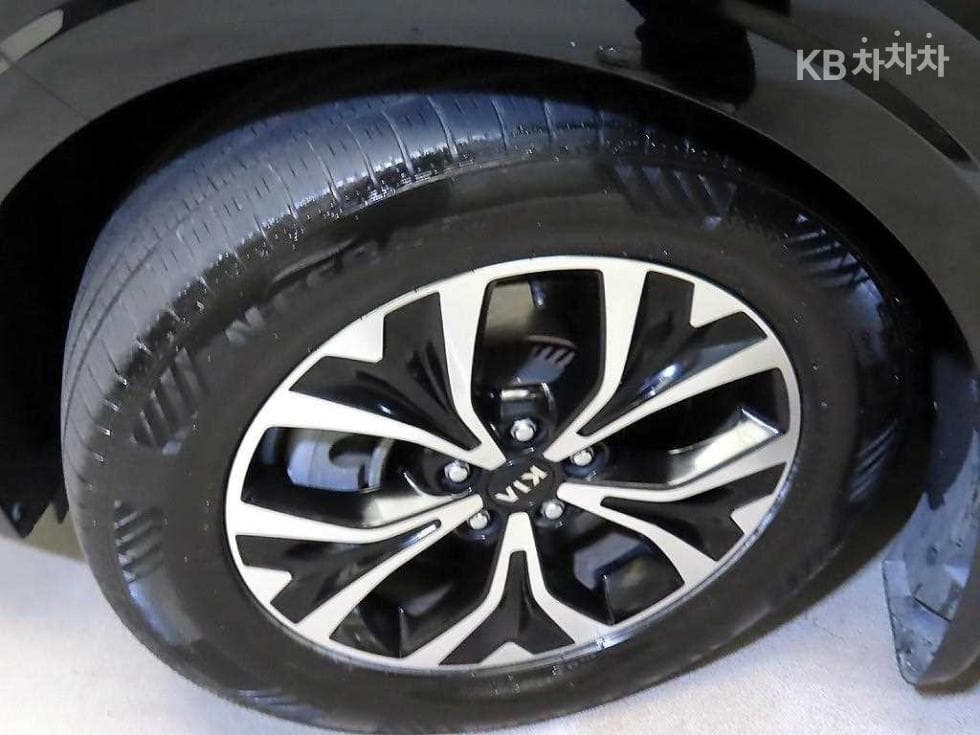 Kia Carnival 4th generationD2.2 9-seater Prestige - 20