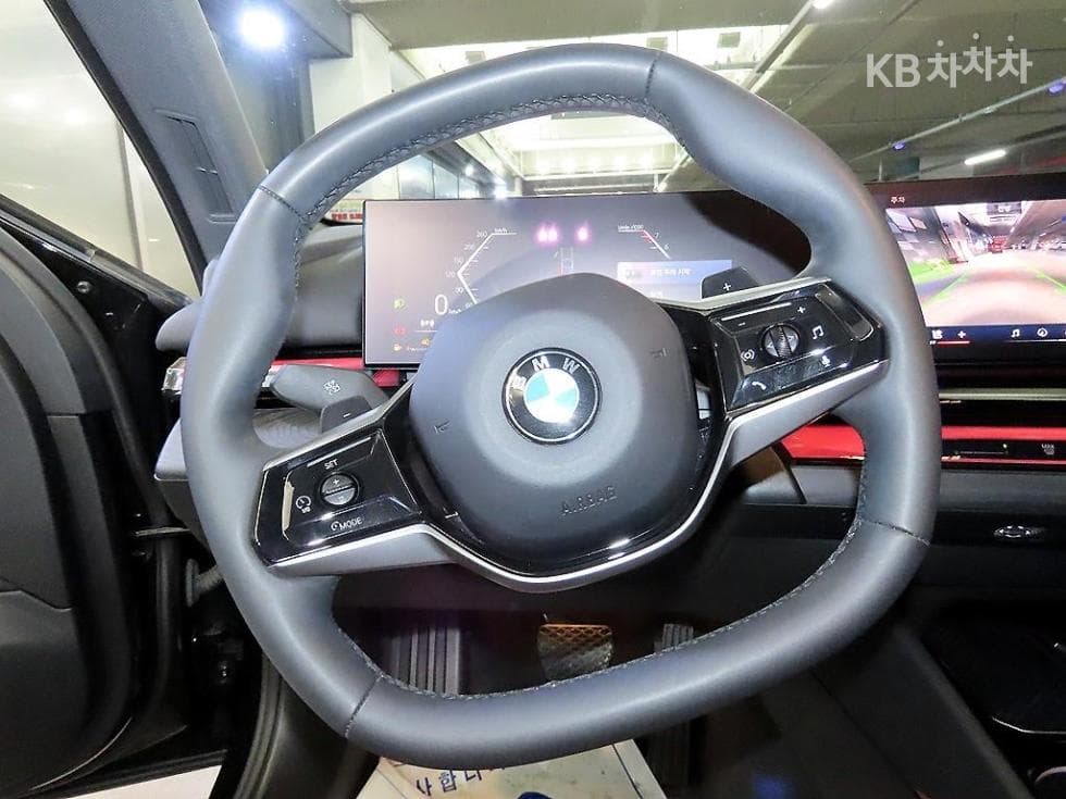 BMW New5 Series(G60)530i xDrive M Sport - 8
