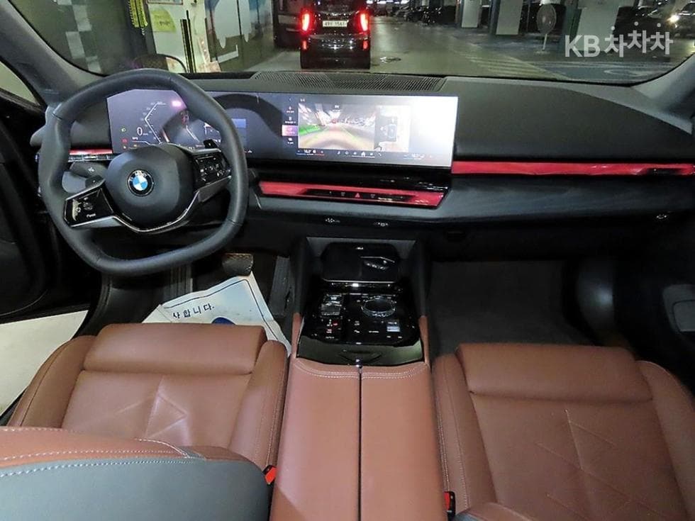 BMW New5 Series(G60)530i xDrive M Sport - 10